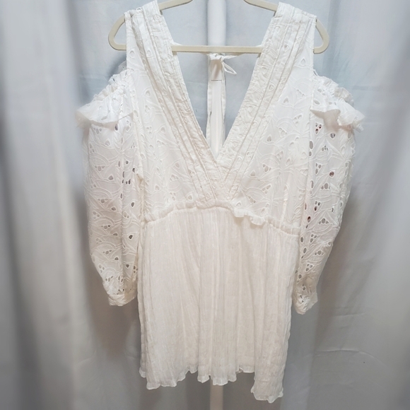 NWT IRO White Eyelet Ruffle Sleeve Dress - Size 42 / 10 - Picture 3 of 12